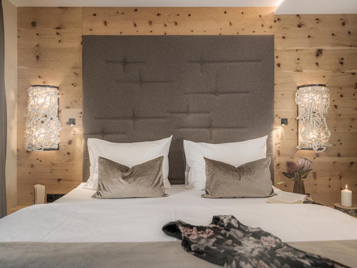 Hotel Bergkristall Zillertal - Adults Only 14 Years Plus Hippach Eksteriør billede