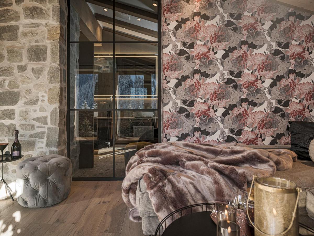 Hotel Bergkristall Zillertal - Adults Only 14 Years Plus Hippach Eksteriør billede