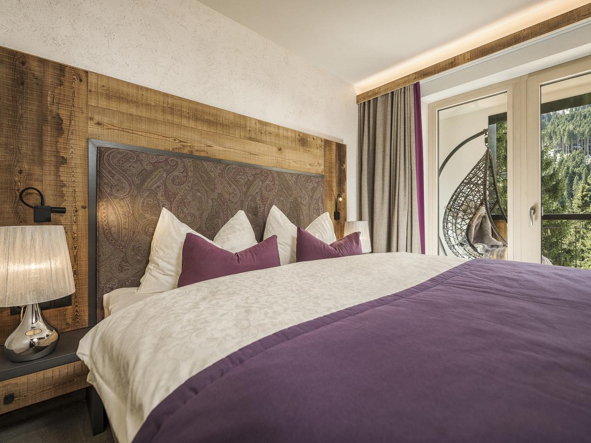 Hotel Bergkristall Zillertal - Adults Only 14 Years Plus Hippach Eksteriør billede