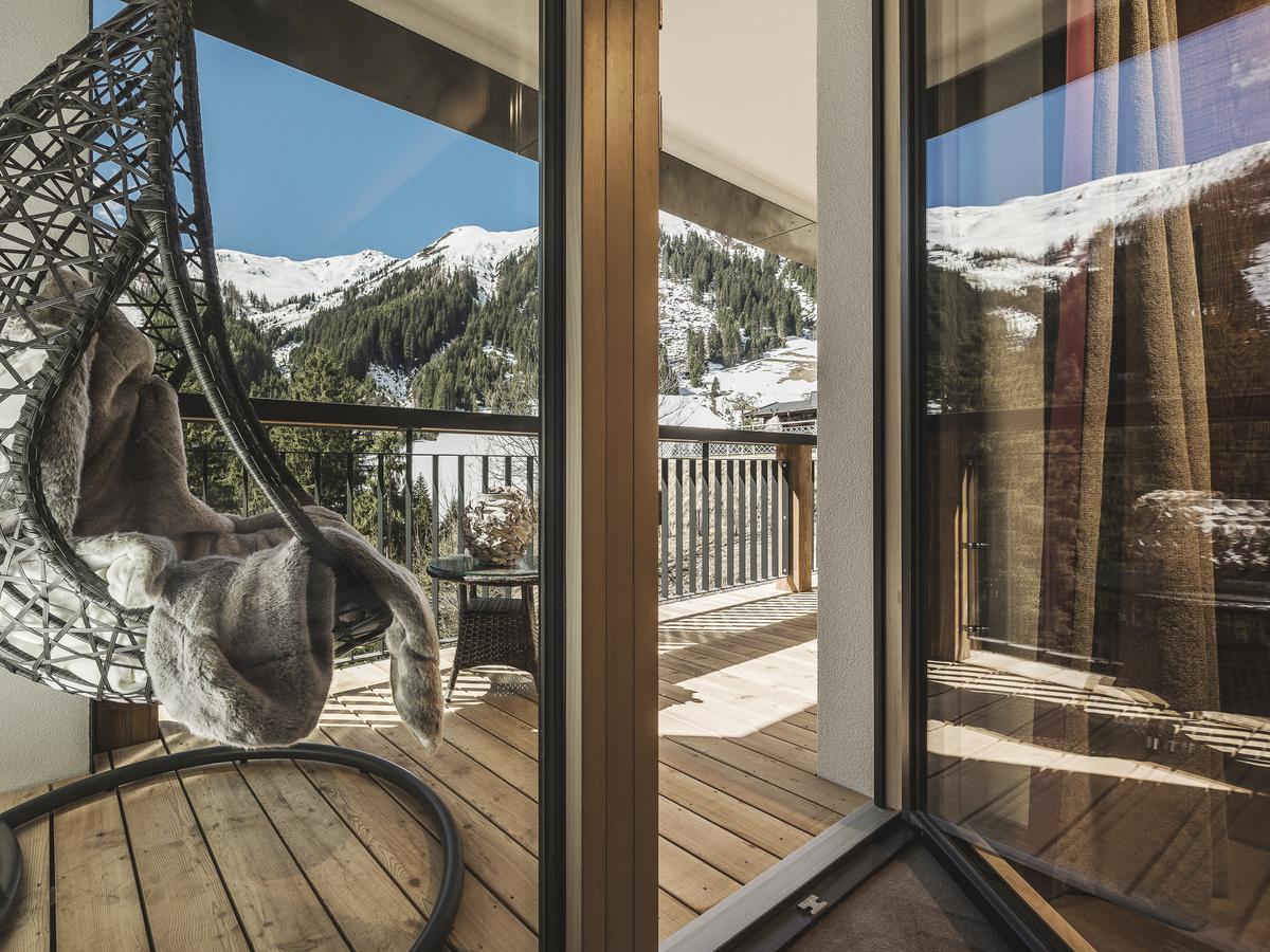 Hotel Bergkristall Zillertal - Adults Only 14 Years Plus Hippach Eksteriør billede