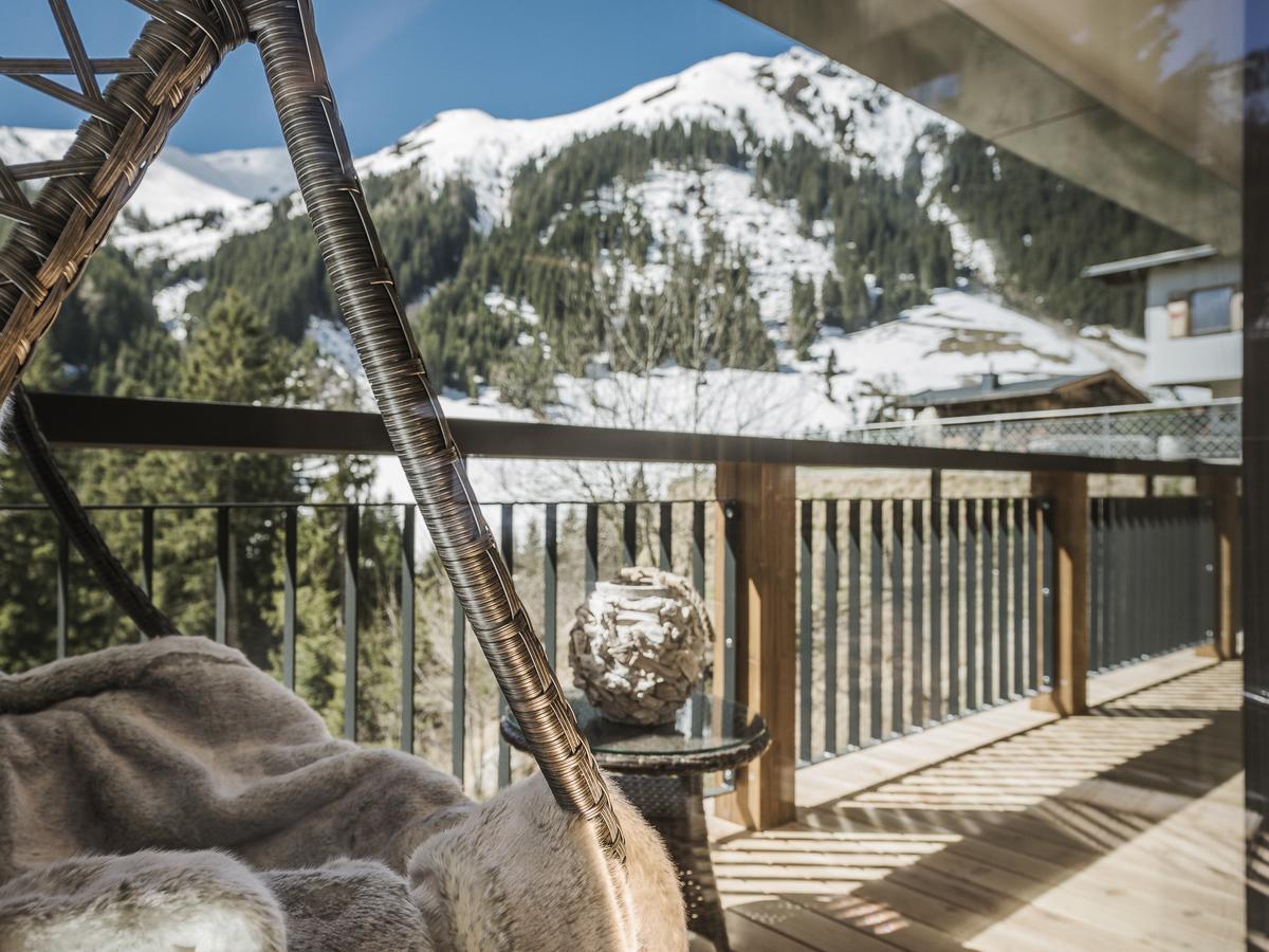 Hotel Bergkristall Zillertal - Adults Only 14 Years Plus Hippach Eksteriør billede