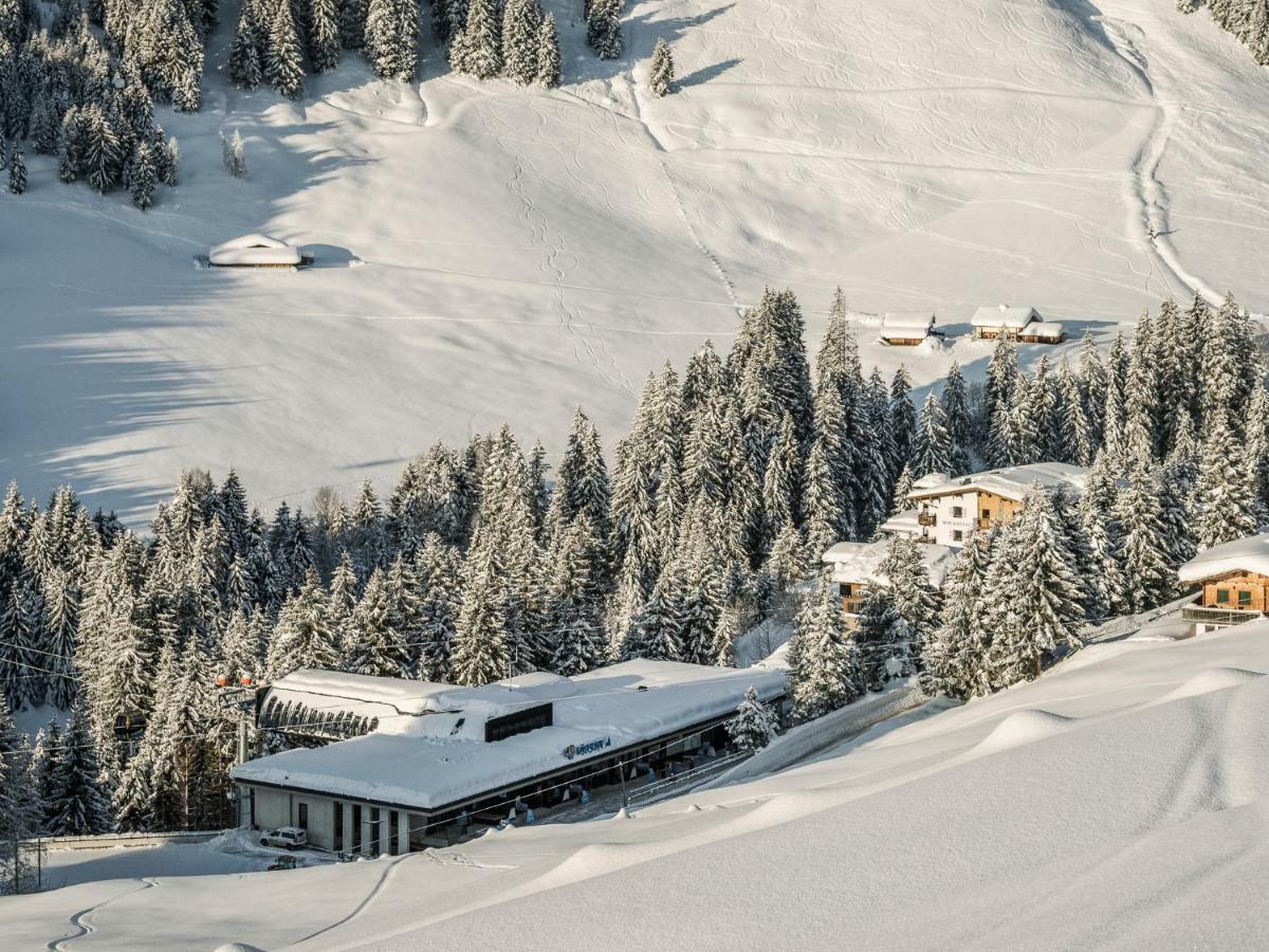 Hotel Bergkristall Zillertal - Adults Only 14 Years Plus Hippach Eksteriør billede